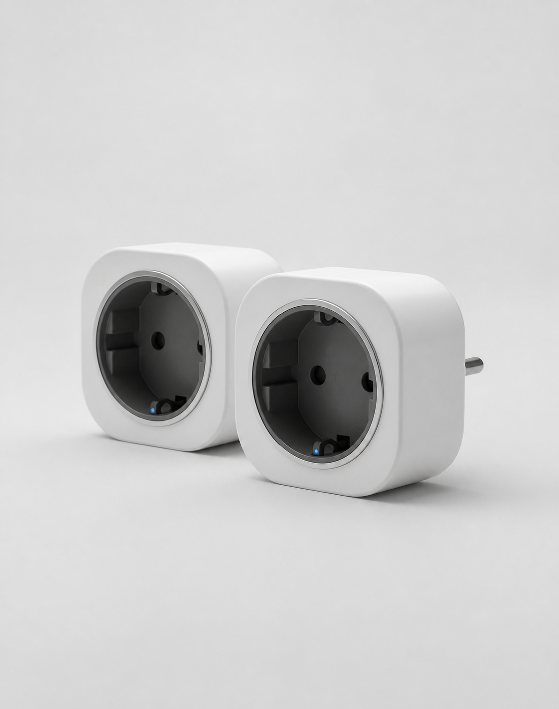 YONGAOBE Solis Smart Plug Duo — cool neutral catalogue hero