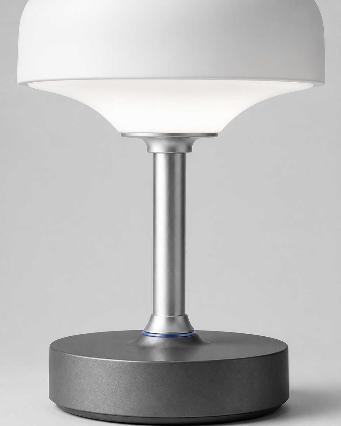 YONGAOBE Vela Smart Table Lamp — detail product view